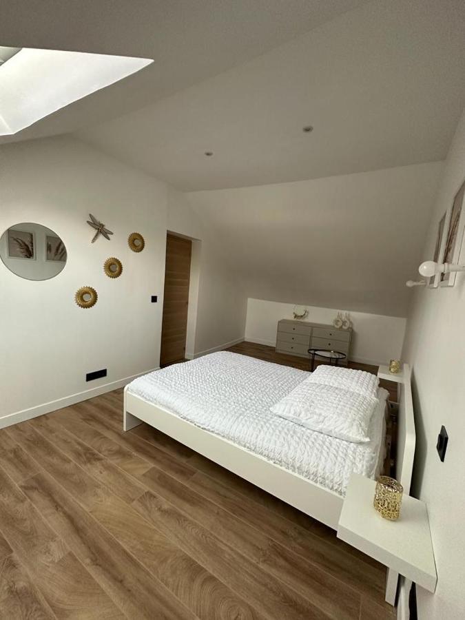 Chambres Dans Maison Neuve Au Style Chic Et Boheme Villeneuve-sous-Dammartin Exteriér fotografie